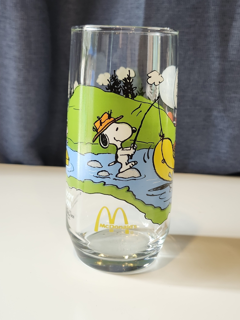 1968 Vintage Peanuts Camp Snoopy Drinking Glass 6" tall x 2.5"